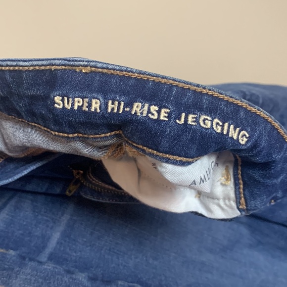 Women's American Eagle Next Level Stretch Short Jeans - Picture 10 of 10